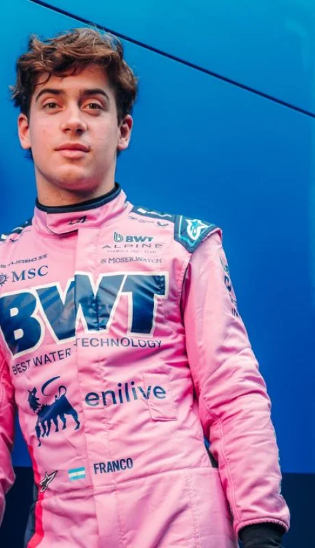 La nueva vestimenta que usarán los pilotos de Alpine en Austria.