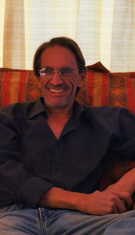 Enrique presentará su nueva obra en el café Borges de San Martín