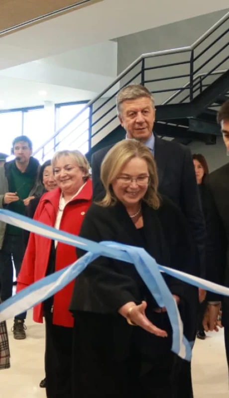 Inauguración co la presencia del gobernador Ignacio Torres