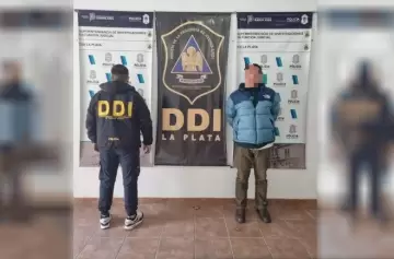 La Plata: detienen a ginecólogo chileno por abuso sexual durante consulta médica