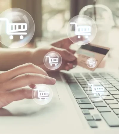 Comprar por internet tiene riesgos, pero también protección legal en Argentina.