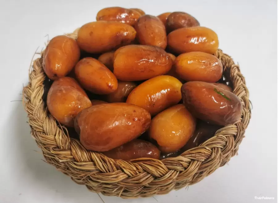 Potasio, vitaminas y sacarosa: los dátiles.