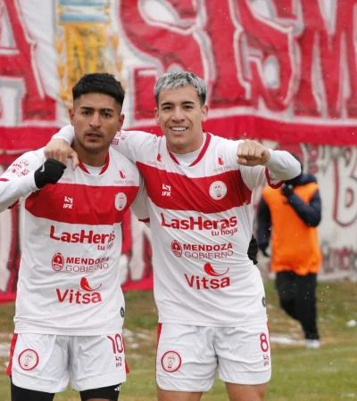 Huracán Las Heras volvió al triunfo