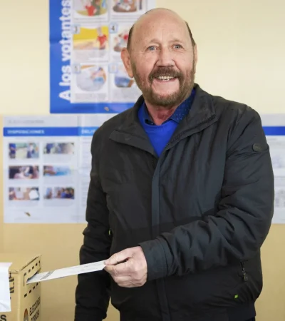 El fuerte respaldo en las urnas, impulsa a Insfran a avanzar en la reforma constitucional en la provincia.