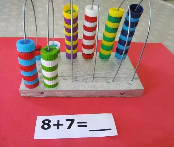 abaco con tapitas de plastico- pinterest