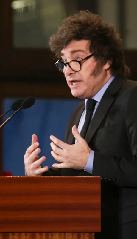 Javier Milei muy enojado