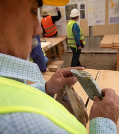 Miembros de la oposición y referentes del Partido Verde cuestionaron el lugar propuesto para la audiencia.