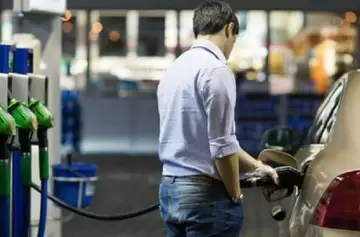 Aumentos de combustibles: alivio por promociones y autodespacho nocturno