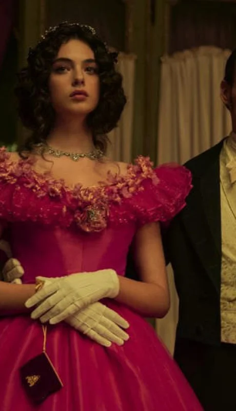 Deva Cassel junto a Saul Nanni, su actual pareja.