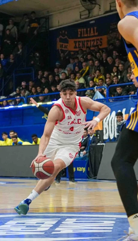 Instituto le ganó a Boca en el inicio de las finales.