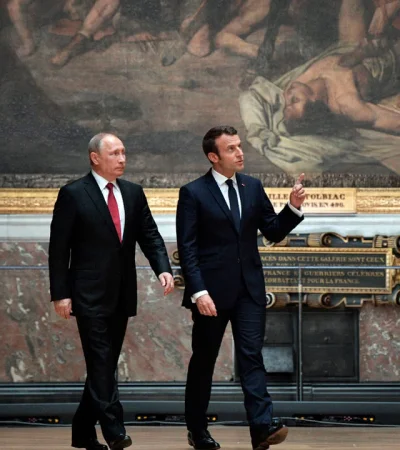 Putin y Macon en tiempos de relaciones cercanas