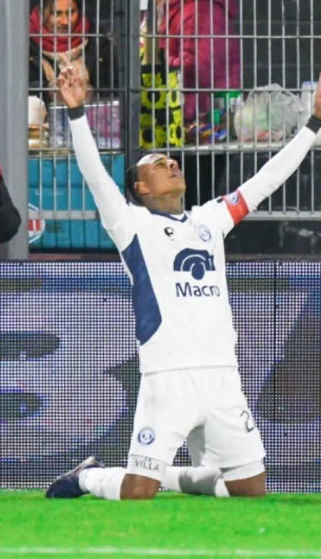 Festejo de Villa en la victoria de la Lepra.