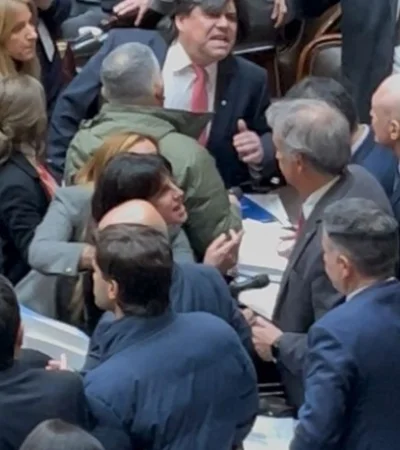 Escándalo en la Cámara de Diputados.