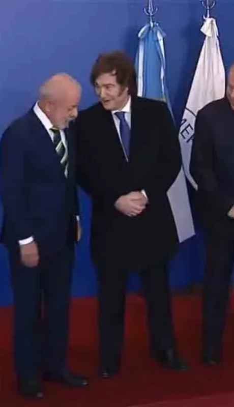 La reunión del Mercosur estuvo atravesada por gestos diplomáticos tensos.