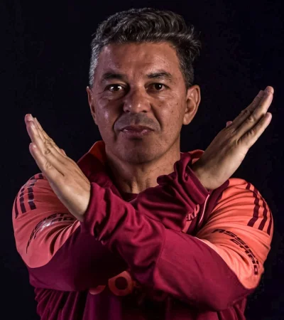 Gallardo limpió a ocho jugadores.