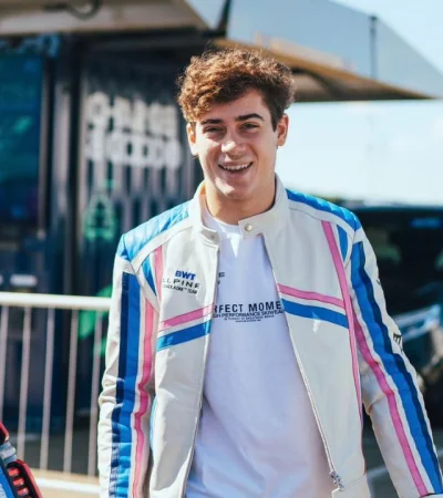 Franco Colapinto corre en Silverstone.