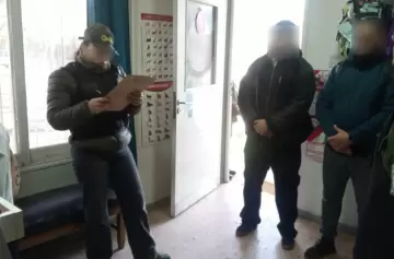 Secuestran en Mendoza medicamentos para personas en dos veterinarias
