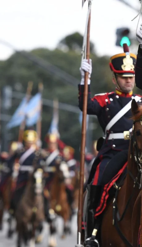 El Ejecutivo tomó una drástica decisión con respecto al desfile del 9 de julio.