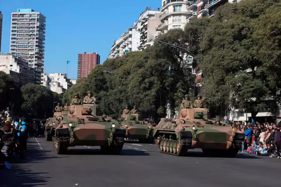 No habrá desfile. ¿Los motivos? Monetarios.
