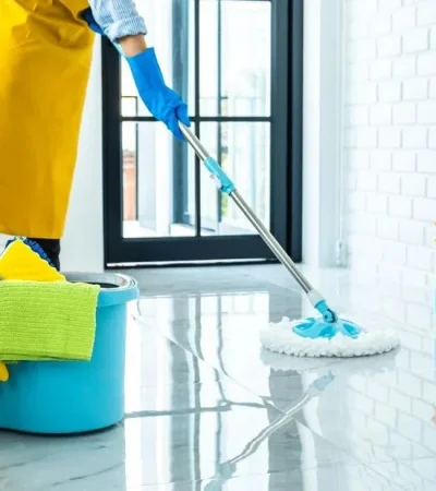 El dilema doméstico: ¿conviene más la lavandina o el limpiador multiuso?