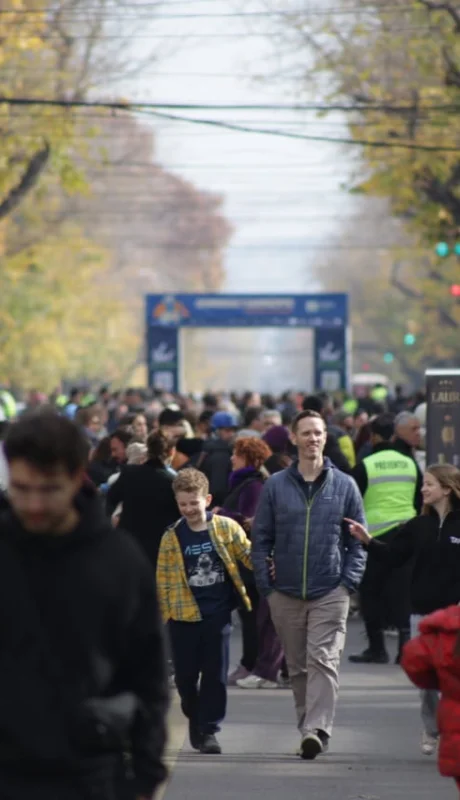 La calle Sarmiento se transforma en peatonal con mucha gastronomía