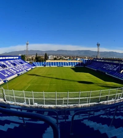 El estadio Feliciano Gambarte de Godoy Cruz tiene una capacidad para 21.000 espectadores.