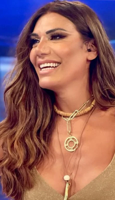 Flor de la V cuestionó a Marcelo Tinelli por sueldos adeudados y habló del miedo que existe en la industria para reclamar.