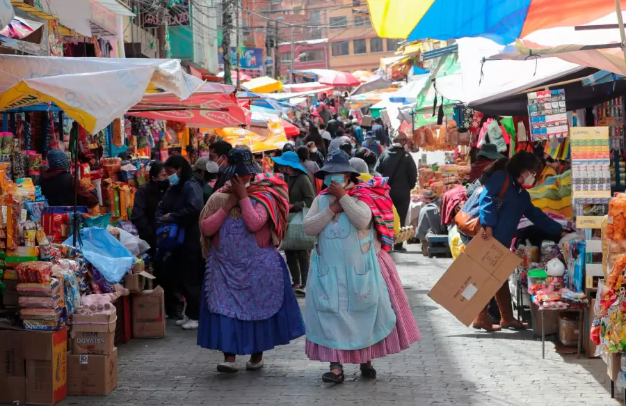 Uno de los mercados de Bermejo, en Tarija (Bolivia).