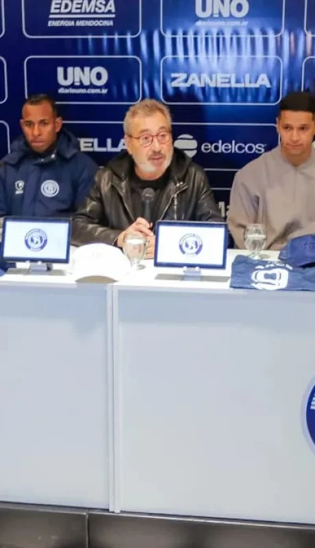 Vila en la conferencia de prensa de este viernes.