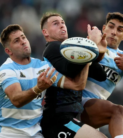 Los Pumas no pudieron con Inglaterra y sufrieron una dura derrota en La Plata