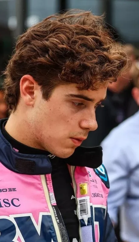 Franco Colapinto corre en Hungría.