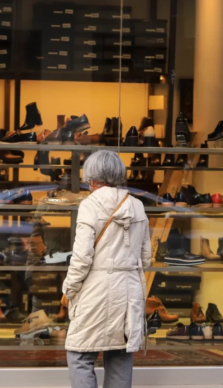 El comercio estará cerrado el lunes 22.