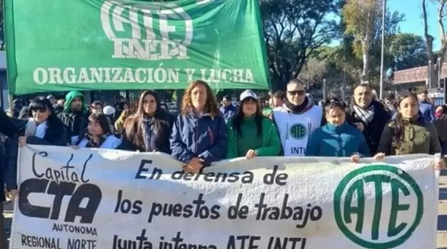 Trabajadores del Inti se manifestaron por el decreto del Gobierno/ Fuente: Agencia del Plata
