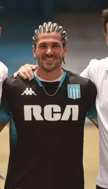 Saja, De Paul y Diego Milito