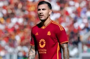 La novela de Paredes: Boca y Roma se cruzan por la cláusula de salida