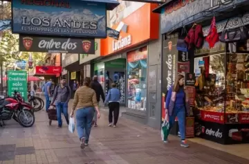 Feriado del 9 de Julio: cómo atenderá el comercio en Mendoza