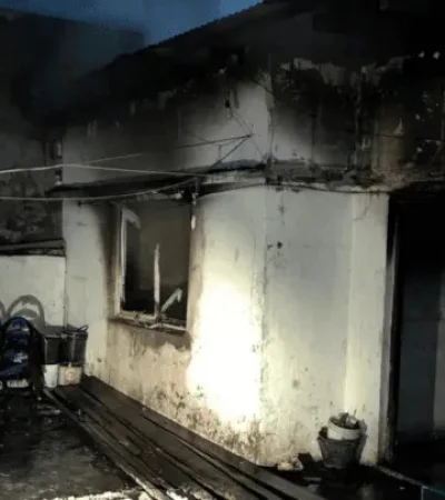El incendio ocurrió en esta vivienda de La Plata (Foto: gentileza Crónica / LaBuenaInfo).