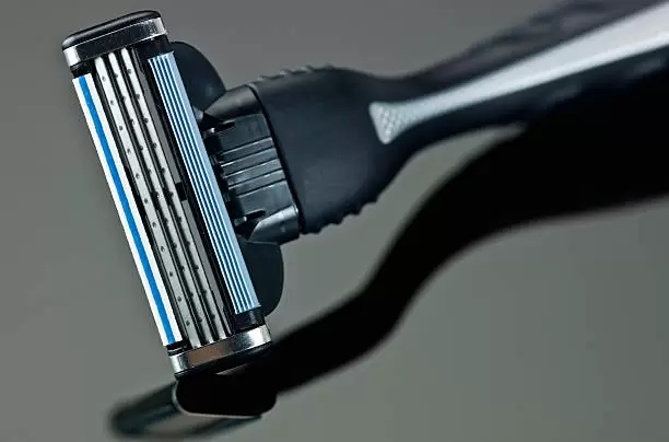 Maquinita de afeitar.