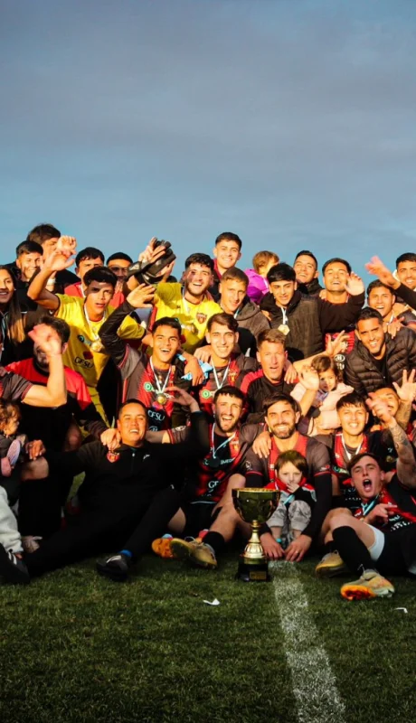 FADEP vuelve a ser el monarca del fútbol mendocino.