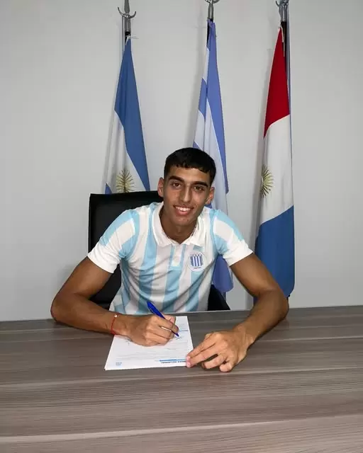 El pibe cordobés fue transferido a Italia