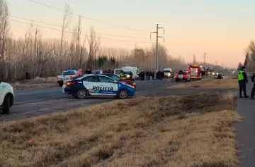 Impactantes imágenes del incidente en la Ruta 7 que provocó al menos dos muertos