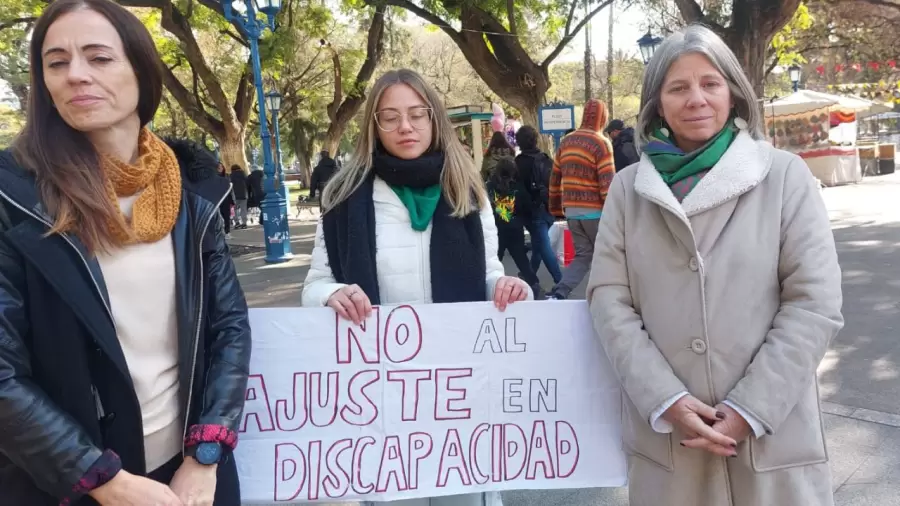 Paola Pedrosa (izquierda), titular de THADI, habló en El Interactivo.