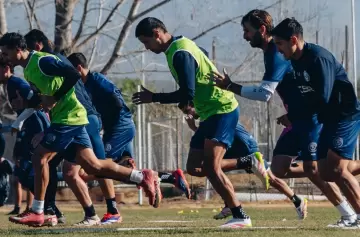 Independiente Rivadavia: Alfredo Berti sólo tiene una duda para recibir a Newell's