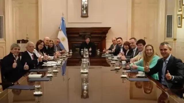 Gabinete presidido por el Presidente
