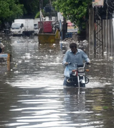 Las crecidas monzónicas hacen estragos en la región de Indochina.