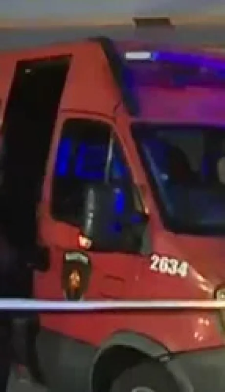 En el lugar del hecho trabajaron efectivos policiales y de Bomberos. (Foto: captura de video - gentileza TN)