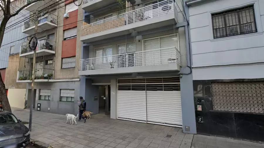 El trágico hecho ocurrió en este edificio de Caballito. (Foto: gentileza Infobae)