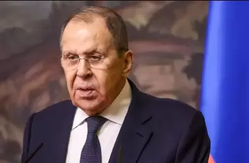 El canciller ruso Lavrov llegó a Corea del Norte para profundizar la alianza bélica