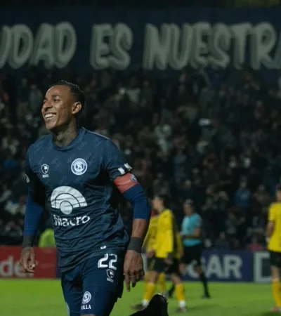 Villa, una de las grandes figuras de Independiente Rivadavia.