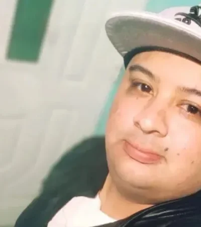 Carlos era el baterista de la banda